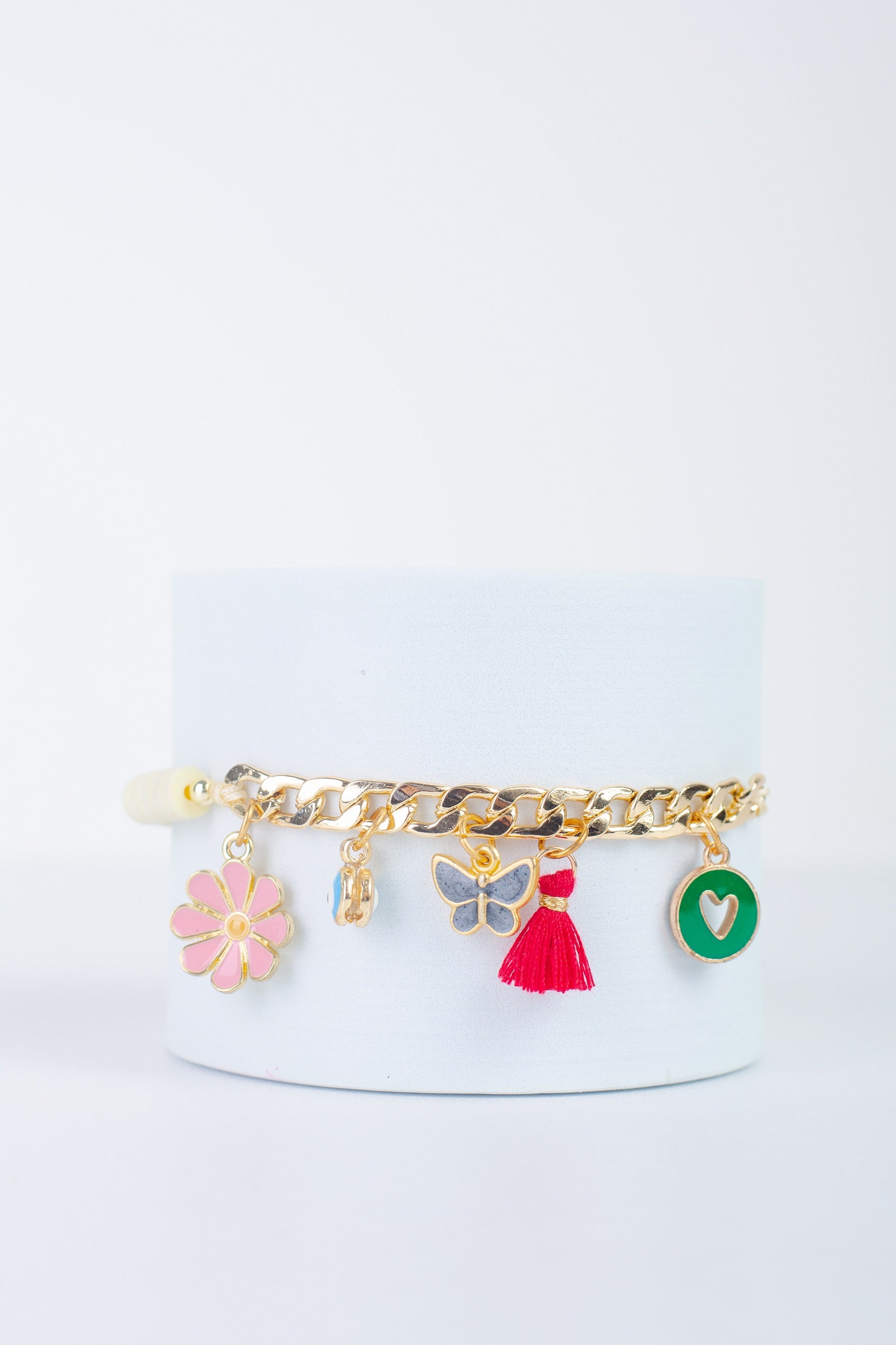 Charm Bracelet in cream yellow
